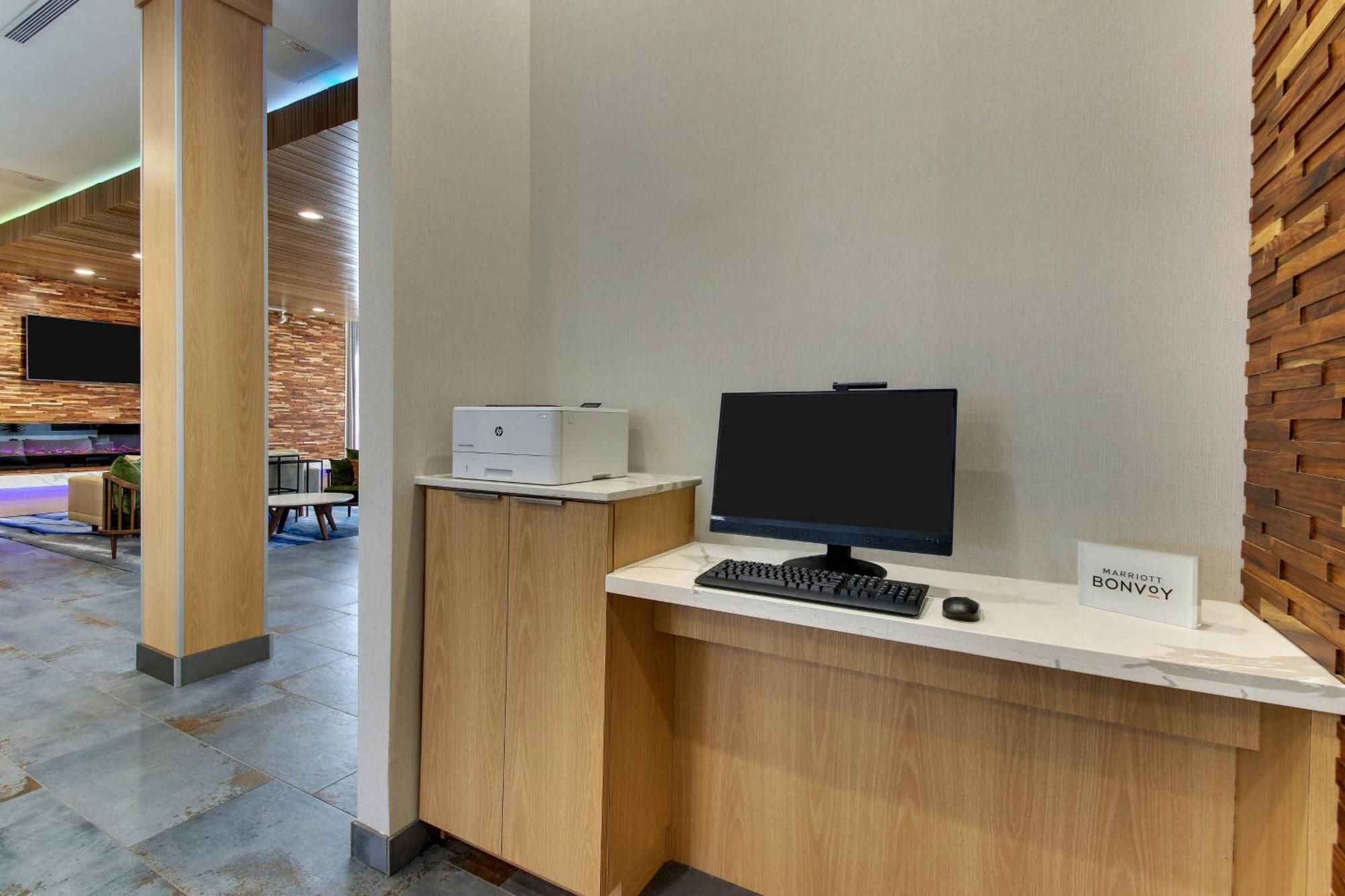 Fairfield Inn And Suites By Marriott Houston Brookhollow Εξωτερικό φωτογραφία