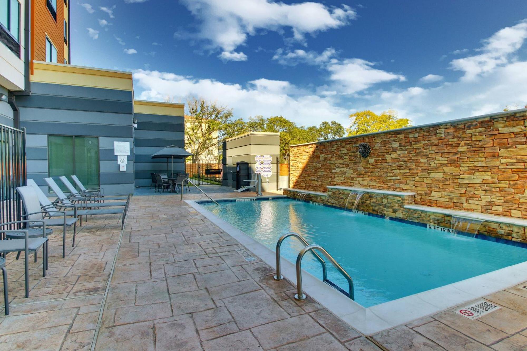 Fairfield Inn And Suites By Marriott Houston Brookhollow Εξωτερικό φωτογραφία